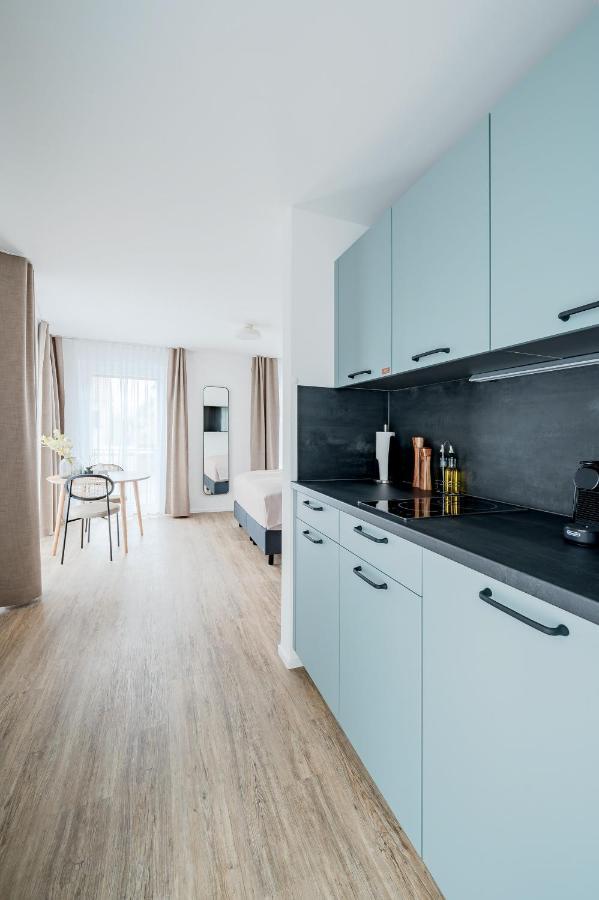 Limehome Metzingen Wilhelmstr Экстерьер фото