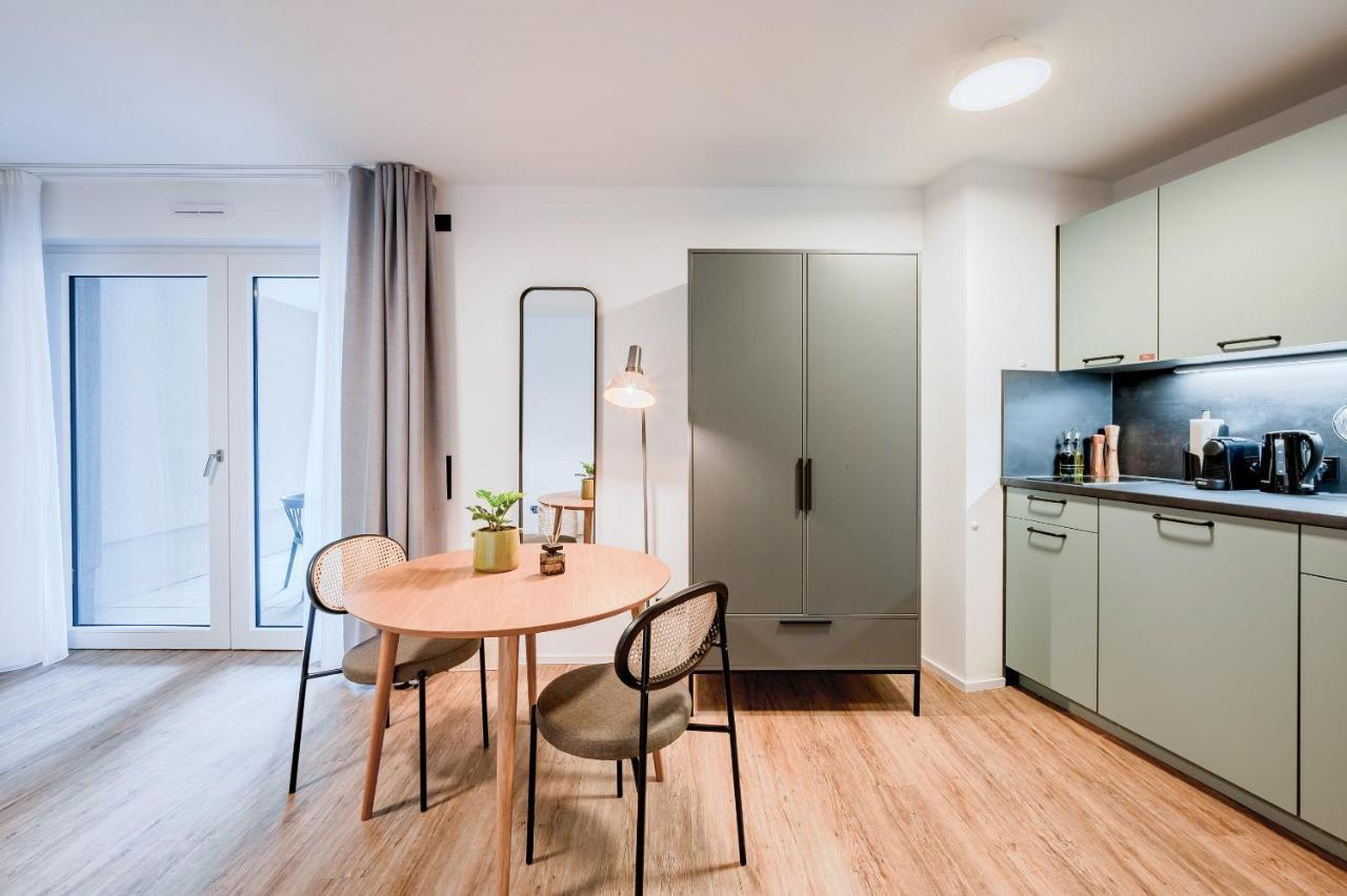 Limehome Metzingen Wilhelmstr Экстерьер фото